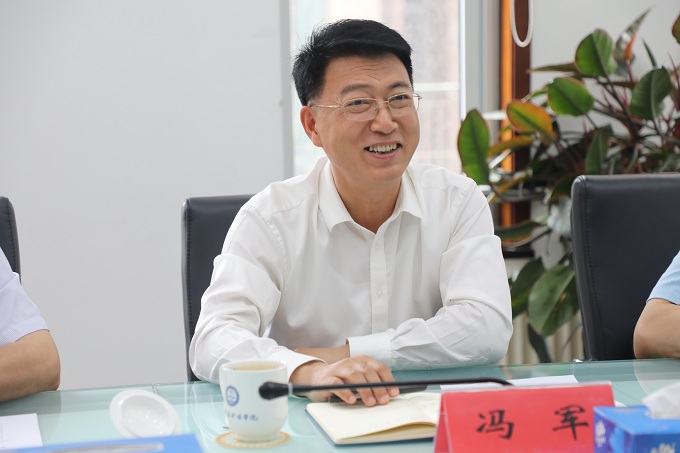 冯军.JPG